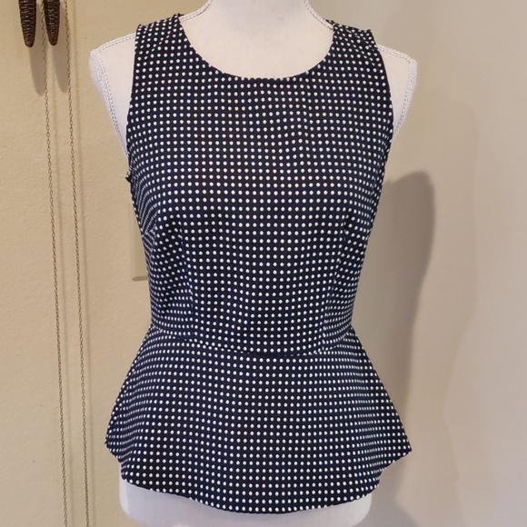 Banana Republic Tops - Banana Republic polka dot tailored top Sz 2P
